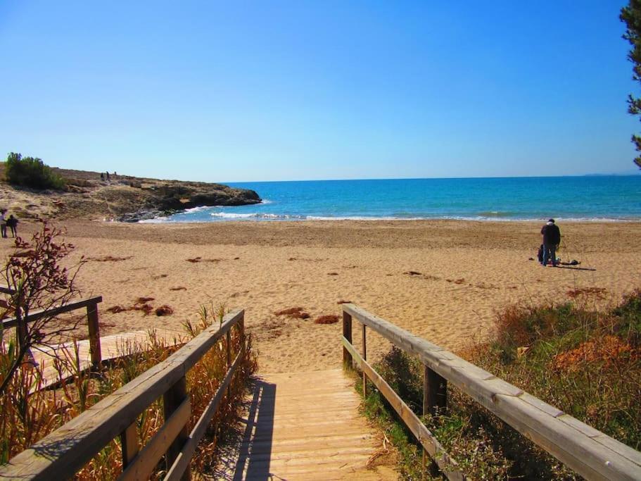 Descanso Junto A La Playa Torredembarra Ngoại thất bức ảnh